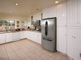 9218 Monogram Ave, North Hills, CA 91343