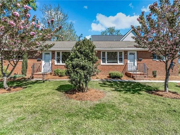 8005 Woodall Rd, Norfolk, VA 23518