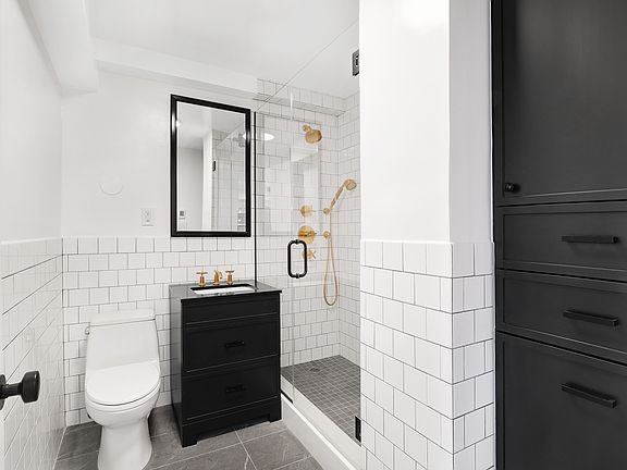 5th image of 300 E 71st St APT 16F