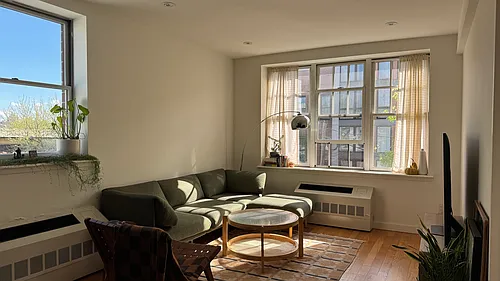 74 Grand Ave #2C Photo 1