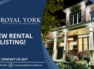 15 Monceau Rd #2, Brampton, ON L7A 4E6