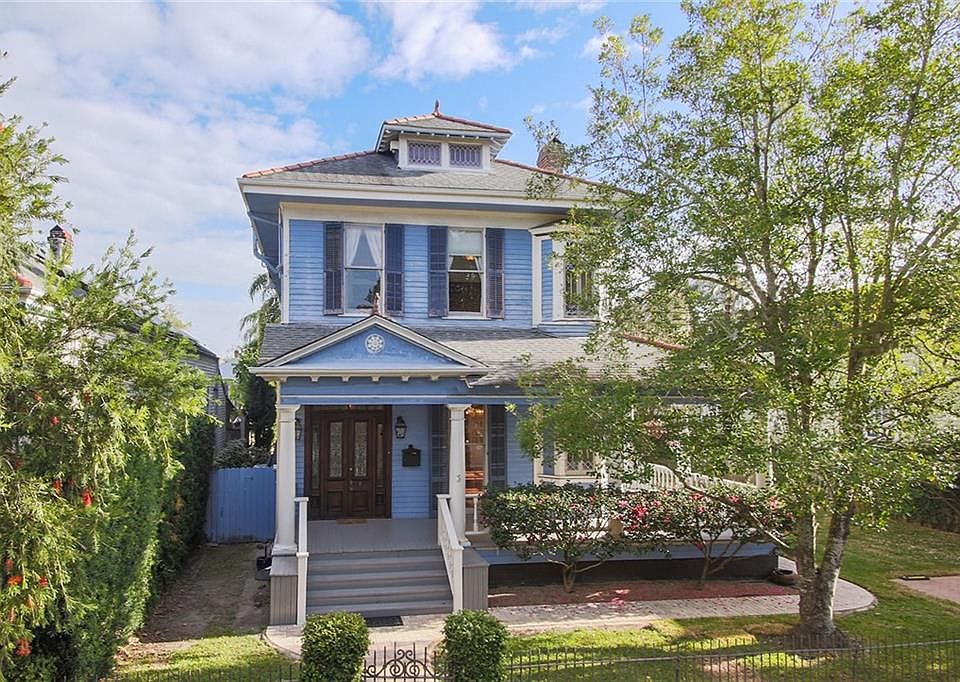 1st image of 324 Bermuda St