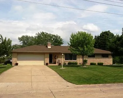 2950 Badger Pl photo 1