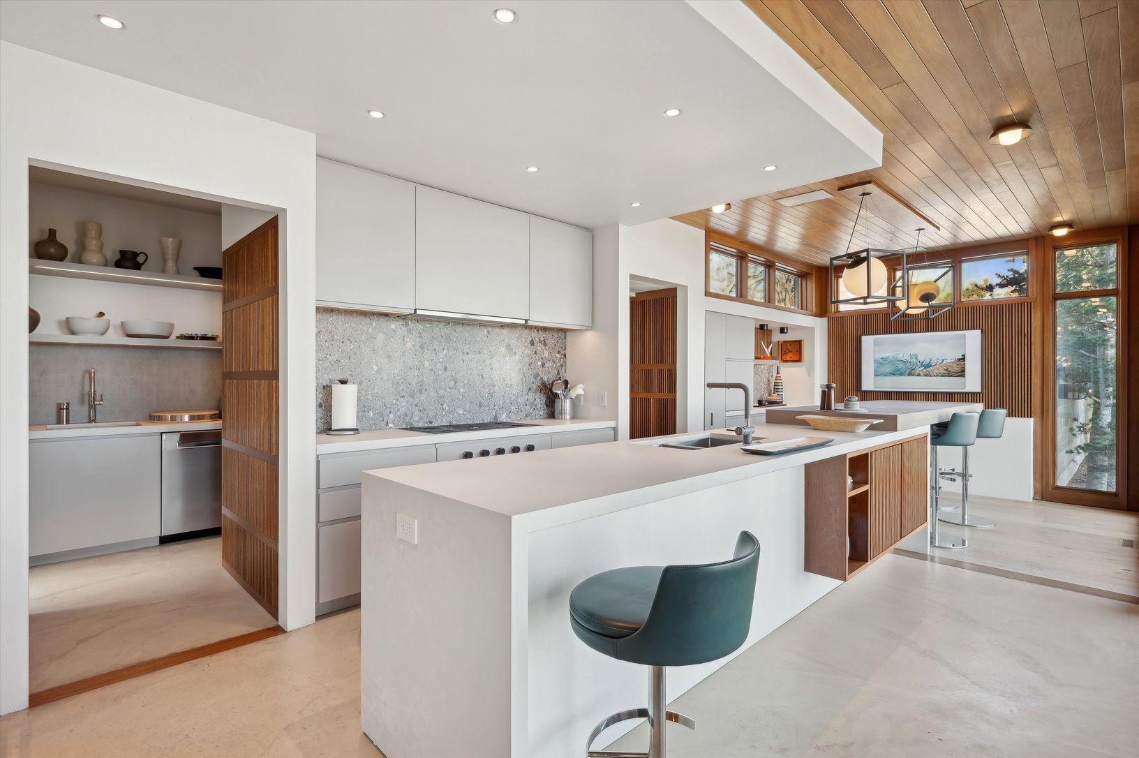  Chef's Kitchen