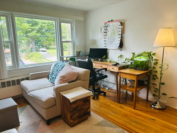 58 Cherry St Floor 2, West Newton, MA 02465