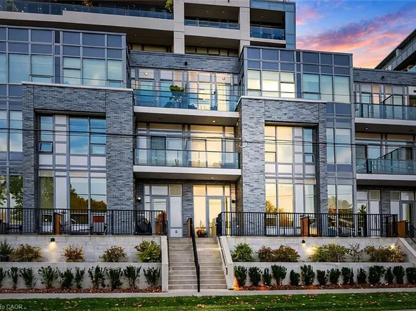 73 Arthur St S #103, Guelph, ON N1E 4T9