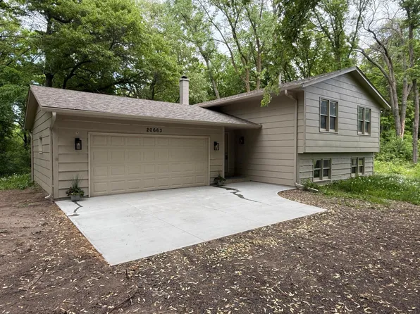20663 Ulysses St NW, Elk River, MN 55330