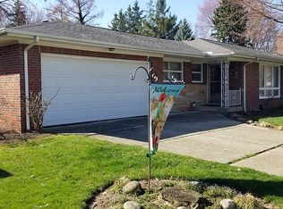 3725 Meadow Dr, Erie, PA 16506