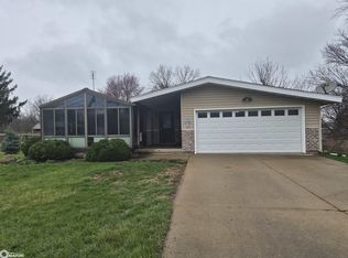 970 Jasper Ave, Kellogg, IA 50135