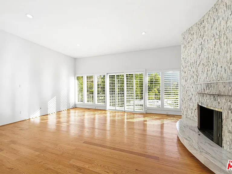 8900 Alto Cedro Dr — Photo 11
