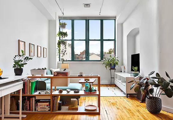 3rd image of 105 Lexington Ave APT 2C