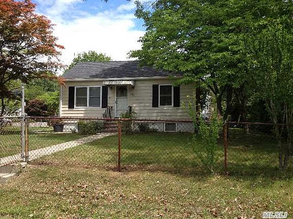 4th image of 61 Abner Dr