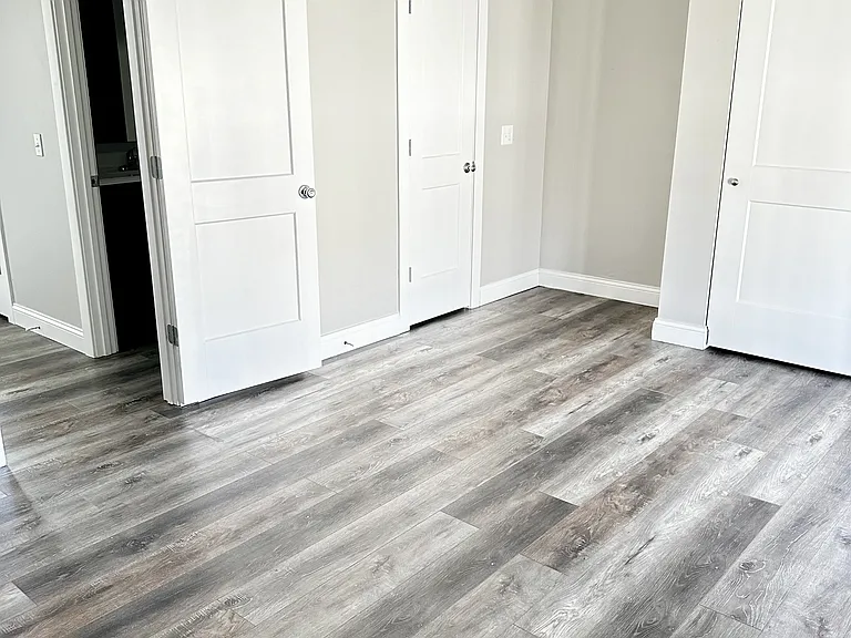 1111 Columbus Cir #B — Photo 9