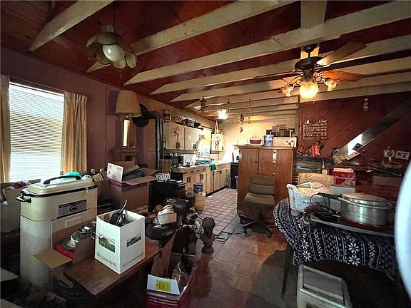 3rd image of 11013 Travis Dr