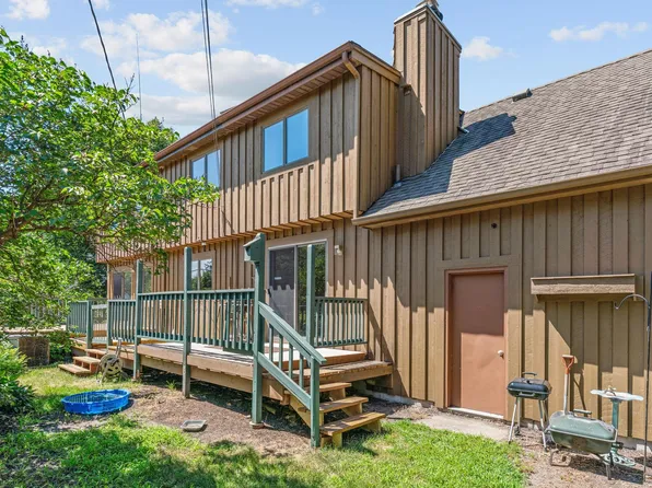 5510 James Ave N, Brooklyn Center, MN 55430