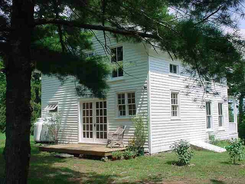 3rd image of 315 MAPLE Avenue