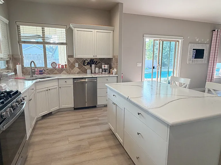 2710 E Van Oker Ct — Photo 9