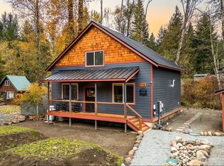 110 Mount View Dr N, Ashford, WA