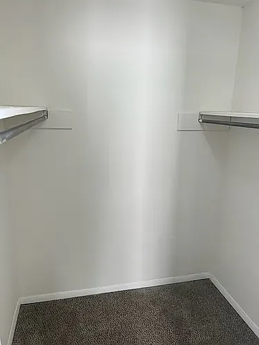 Walk in Closet