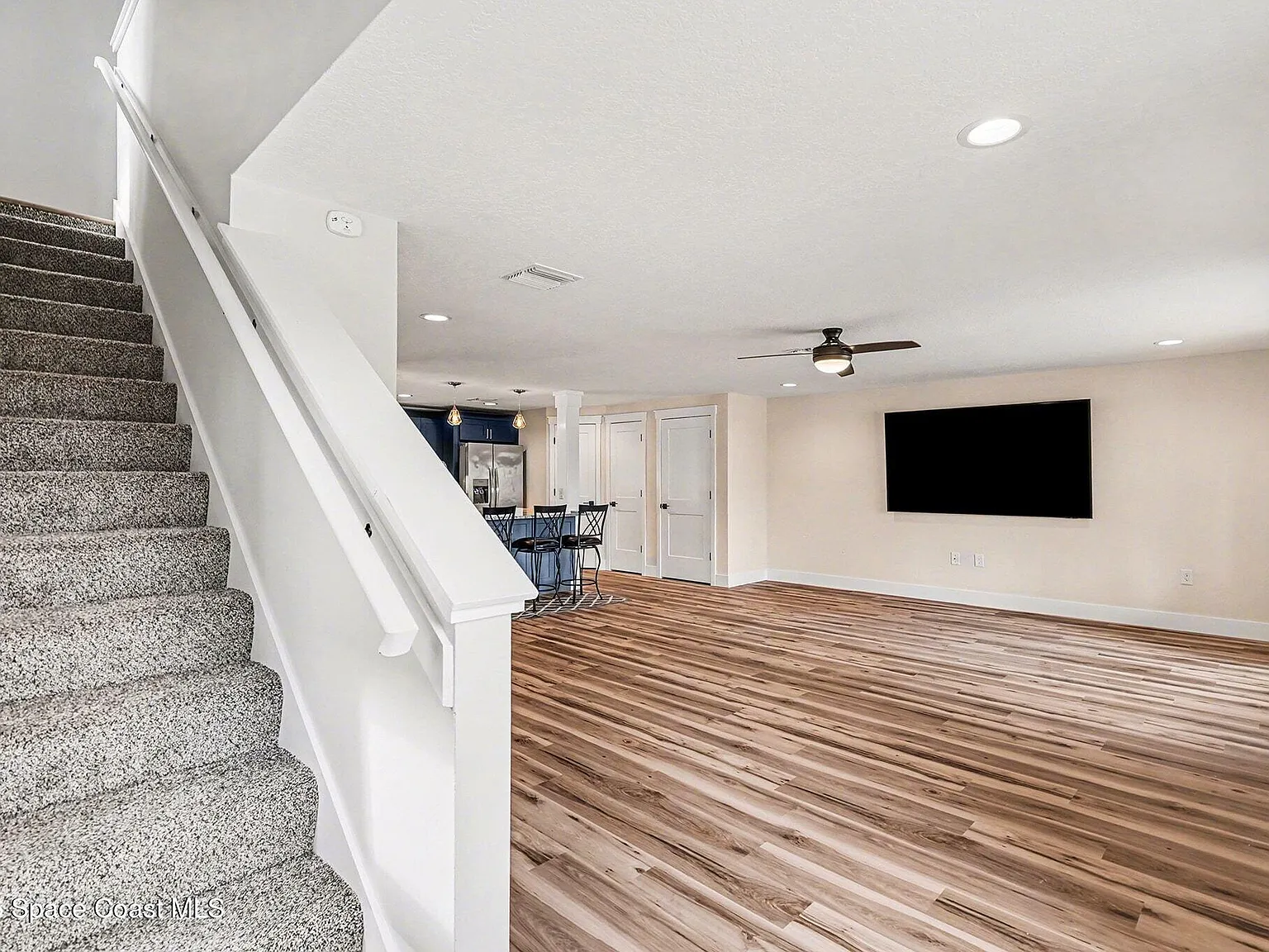 3 bed, 2.5 bath, 1800 sqft, $2,650 — Photo 3