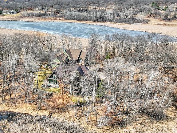 4th image of 27 Pine Rd