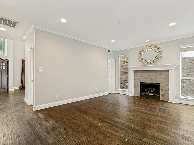 18515 Kelly Cave Trl — Photo 6