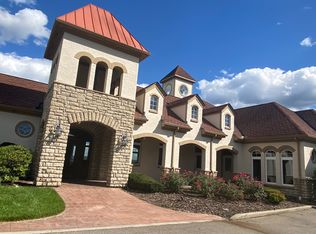 313 Riverscape Ct, Lawrenceburg, IN 47025