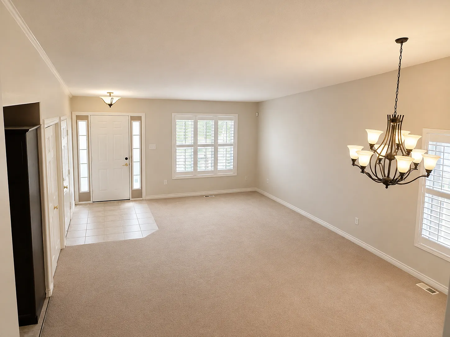6913 Kelly Drive, Niagara Falls — Photo 3