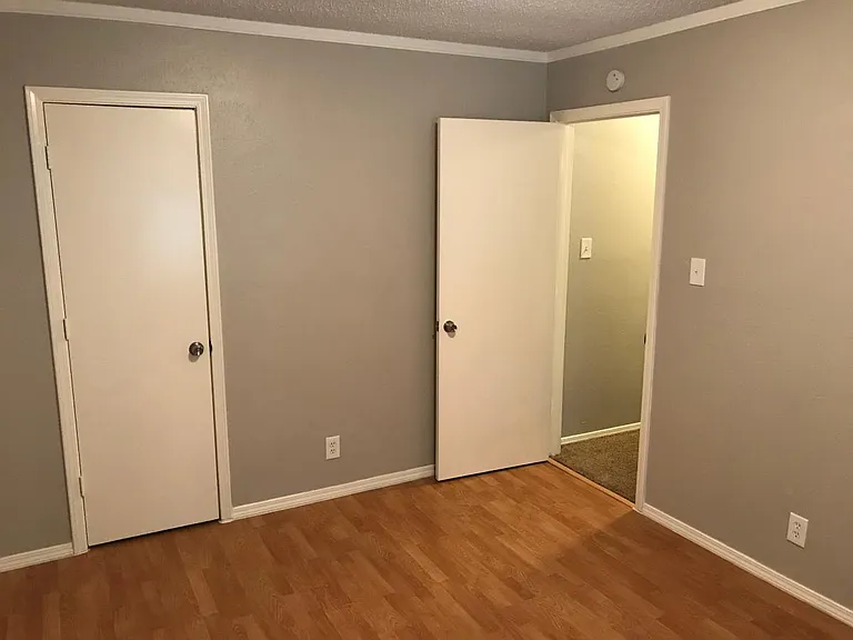 1029 Almond Dr — Photo 18