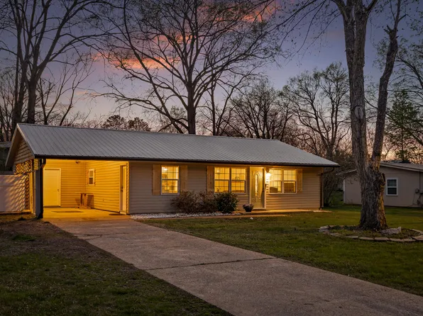 216 Shelby St, Fort Oglethorpe, GA 30742