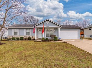 620 Durango Dr, O'Fallon, MO 63368