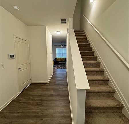 2nd image of 3366 Tarian Way
