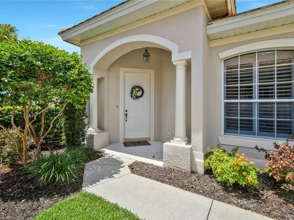 12732 Fox Ridge DR, BONITA SPRINGS, FL 34135