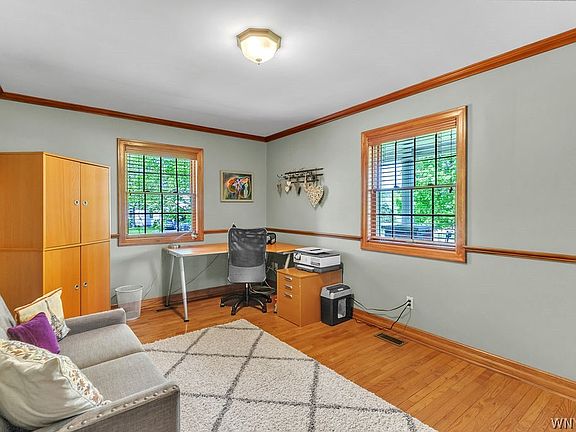 5th image of 8965 Hickory Meadows Rd