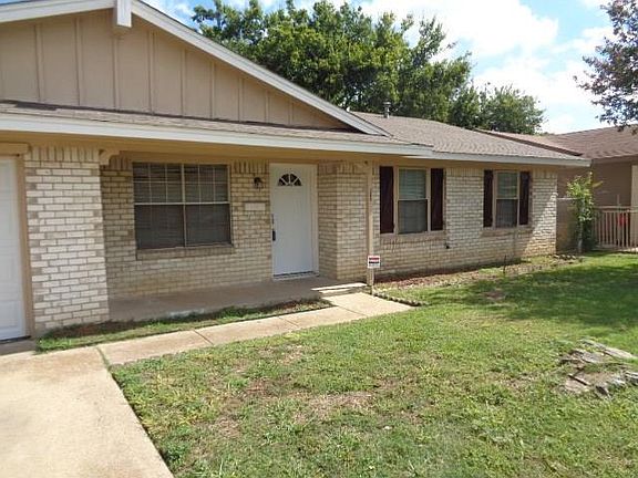 3rd image of 6538 Gentle River Dr