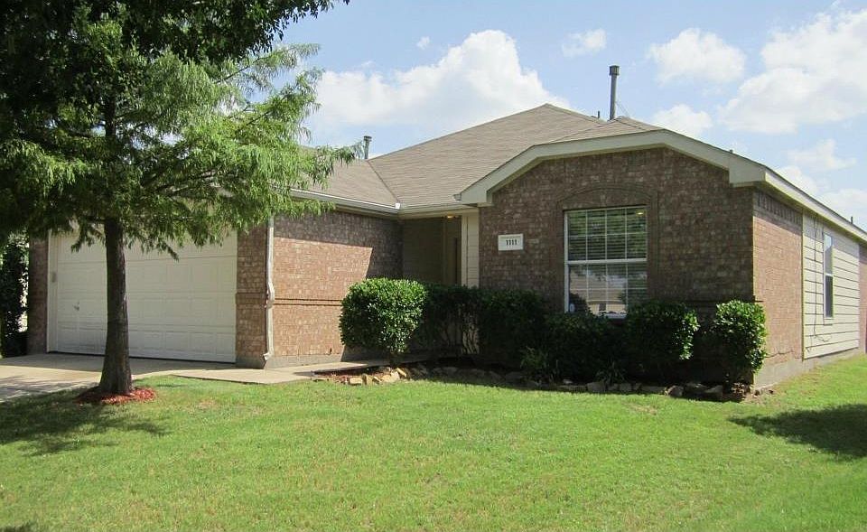 1st image of 1111 Cumberland Dr