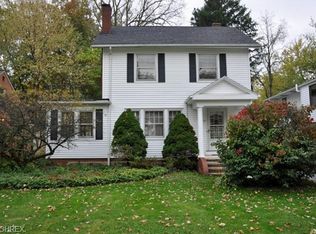 22913 Lake Rd, Bay Village, OH 44140