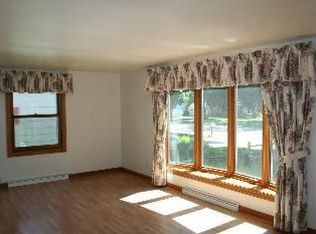 3746 Libal St, Green Bay, WI 54301