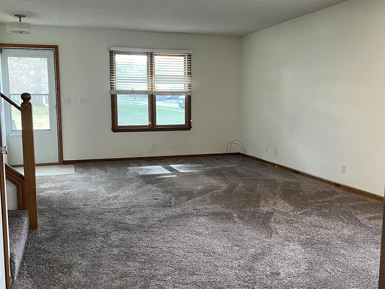 905 Deer Run - 1 — Photo 3