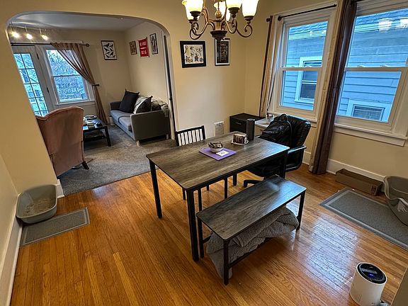 4th image of 222 Stillwell Ave Floor 2