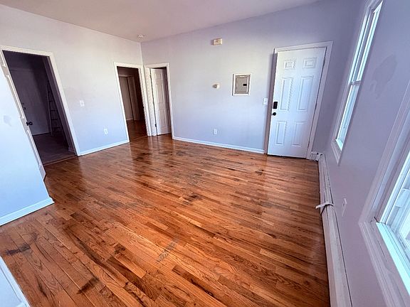 3rd image of 43 Hillman St #3A