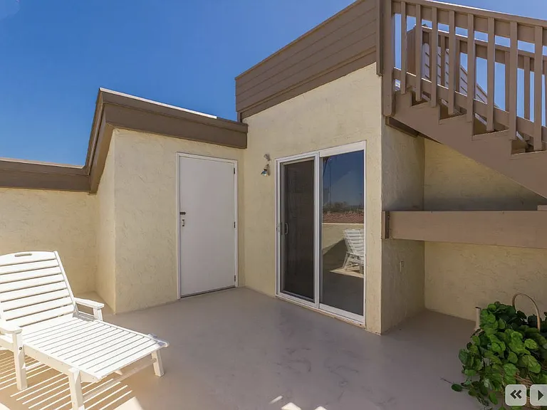 728 Jamaica Ct — Photo 47