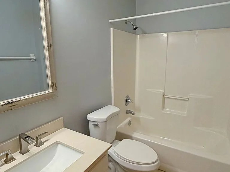4271 Hanging Moss Dr — Photo 16