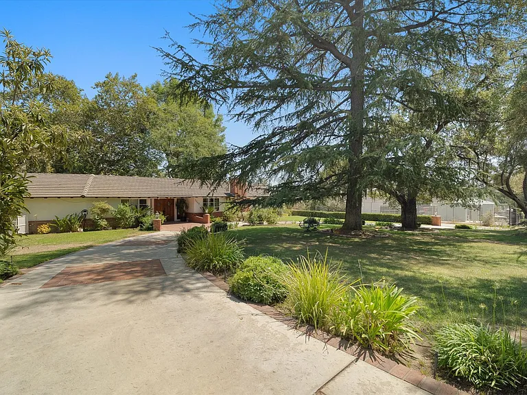 5040 Gould Ave — Photo 28