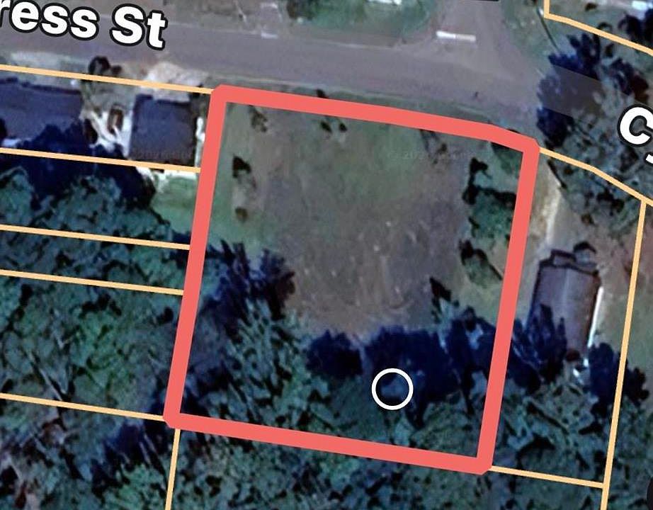 2nd image of Cypress St