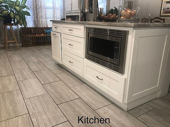 5th image of 4528 Parkside Ln