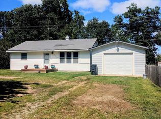 12416 Silver Lake Rd, Byron, MI 48418