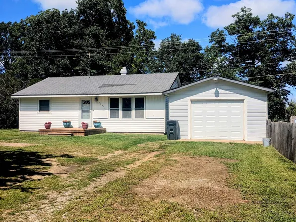12416 Silver Lake Rd, Byron, MI 48418