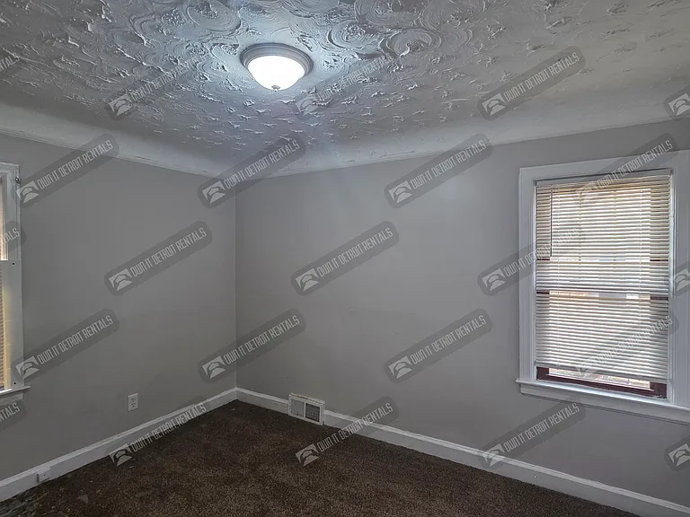 8891 Whitcomb St — Photo 8