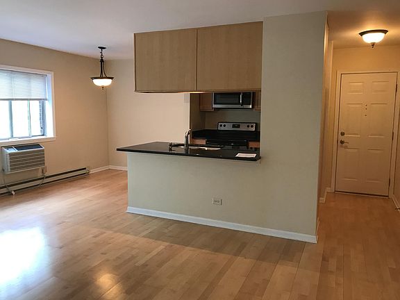 3rd image of 709 Strom Dr APT 302
